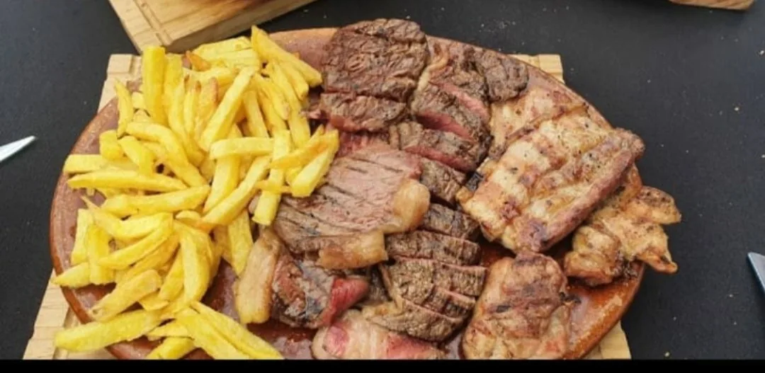 Parrilla Asador Aira · parrillada